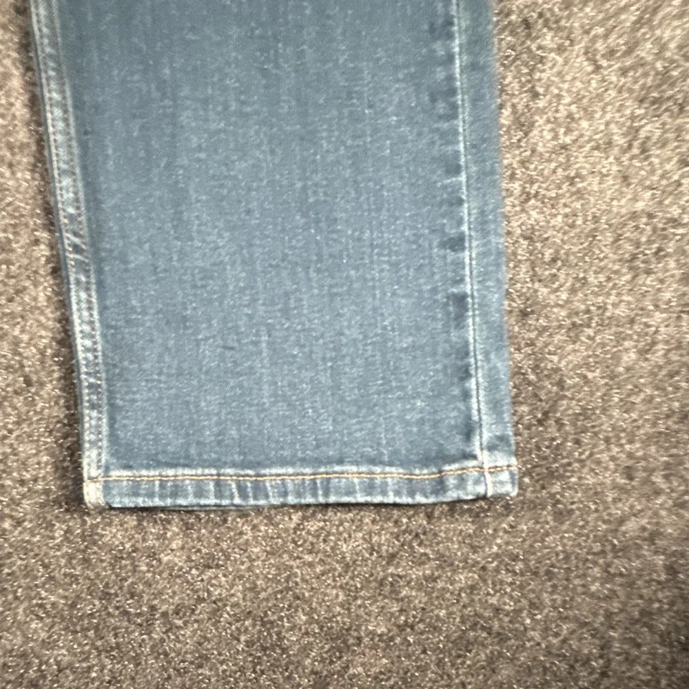 Levi's 505 Men's Blue Denim Jeans Straight Leg Reg Fit Mid-Rise Med Wash 42x28